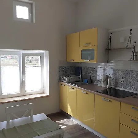 Secluded Authentic With Terrace - With Terrace *