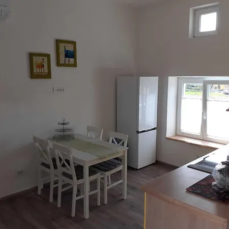 Secluded Authentic With Terrace - With Terrace