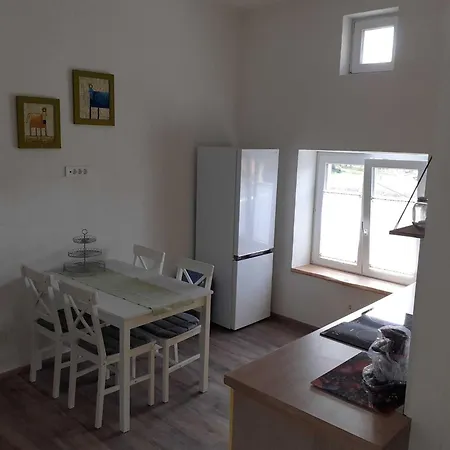 Secluded Authentic With Terrace - With Terrace Apartma *