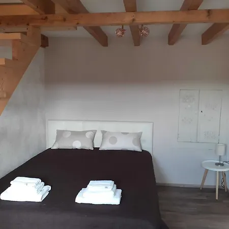 Апартаменты Secluded Authentic With Terrace - With Terrace Порторож