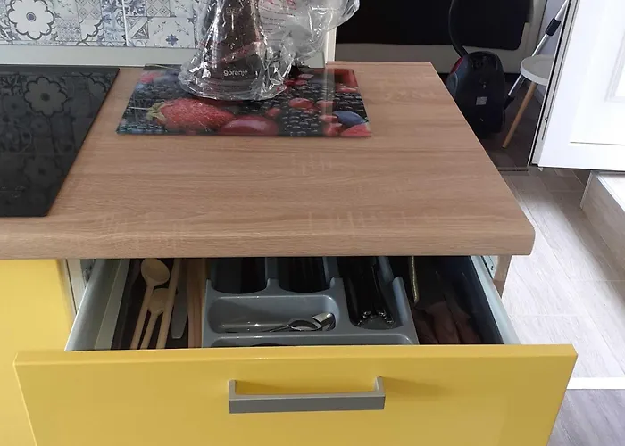 Secluded Authentic With Terrace - With Terrace Appartement Portorož